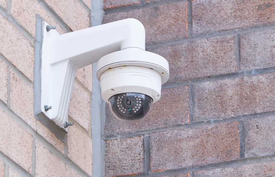 outdoor security cameras